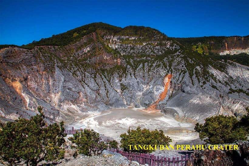Jakarta: Volcano or Suspension Bridge,Ricefield & Hot Spring - Food and snacks: what you’ll eat and what you’ll need to plan