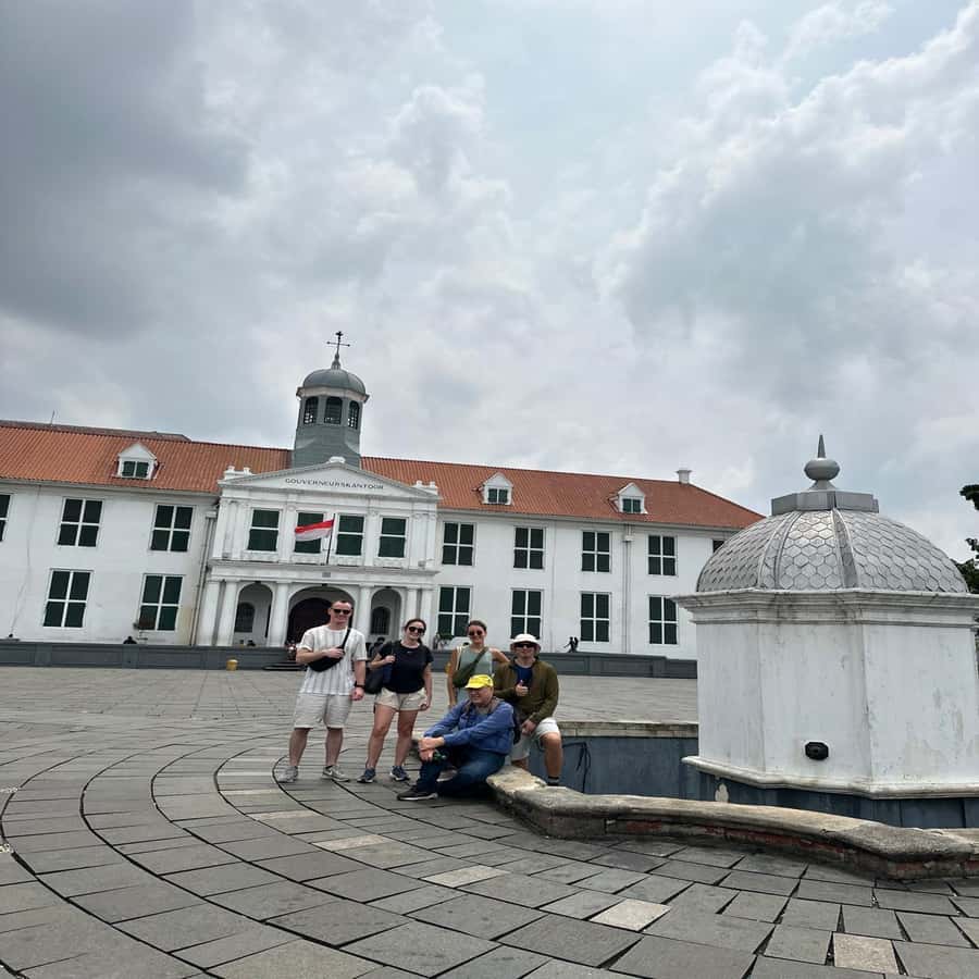 Jakarta Walking Tour: Explore Jakarta as the Locals do - Stasiun Jakarta Kota and the Old Town Square Walk