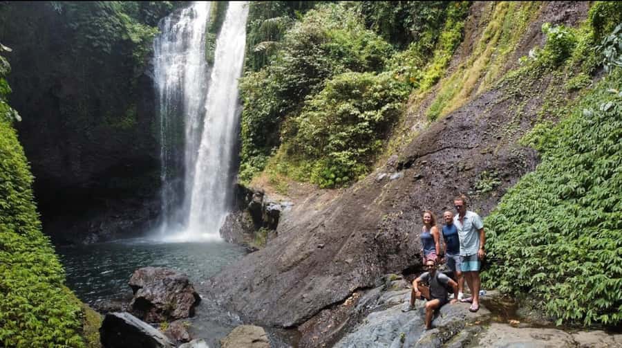 Jumping Sliding at Aling- Aling Waterfall and Handara Gate - Who this tour suits best, and what to do to enjoy it more