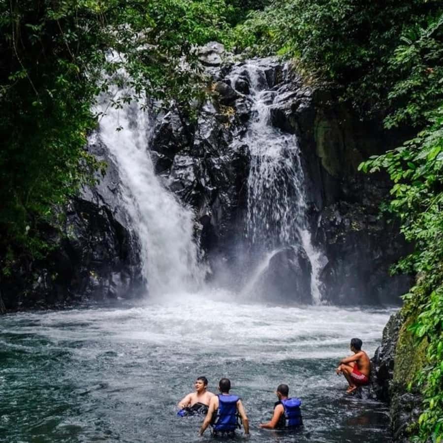 Jumping Sliding at Aling- Aling Waterfall and Handara Gate - Kroya, Kembar, and Pucuk: where the adrenaline is likely to happen