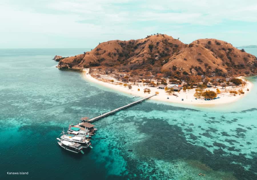 Komodo Islands: Private 2-Day Wooden Boat Tour - Price and value: what $975 per person really buys