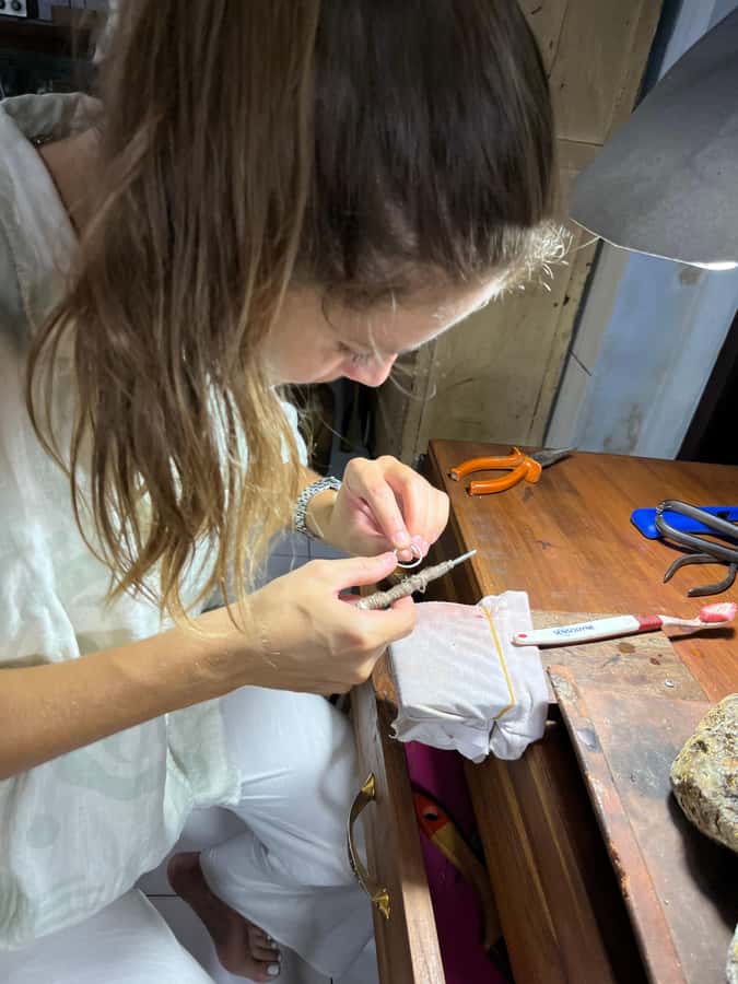 Kotagede: Silver Making Experience with Local Silversmith - Market Stop, Snacks, and the Local Pace