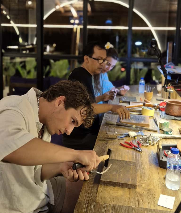 Kuta: Design Your Own Silver Jewelry with Photos Included - Why Kuta’s silver workshop is a sweet break from the beach