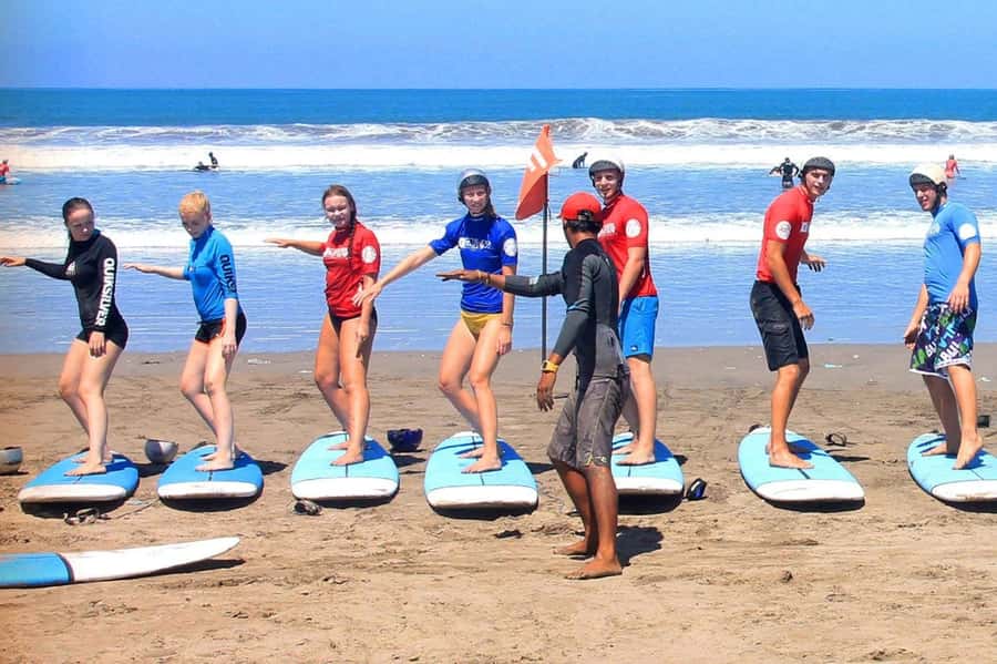 Kuta Surf Lessons : 2-Hour Surf Lesson - English instruction, and how to get the most from it