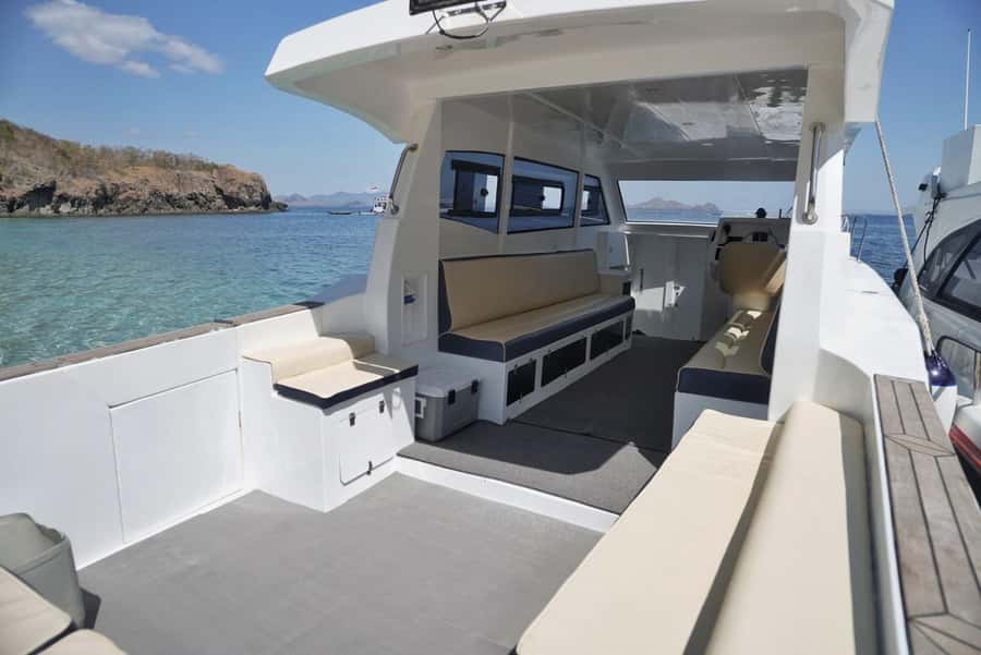 Labuan bajo: One Day Komodo Private & Shared Speedboat Trip - Private Trip Perks: Flexible Timing and Stop Swaps
