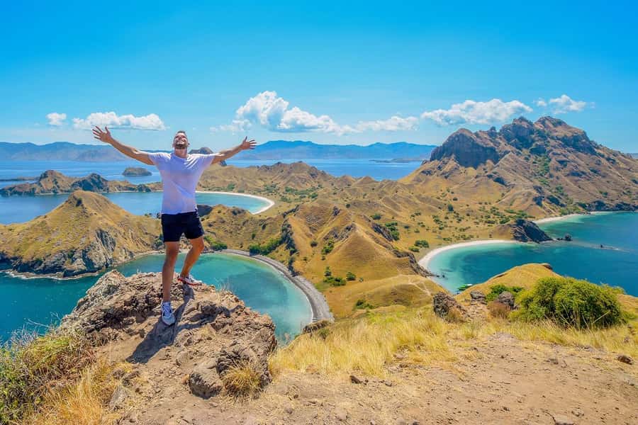 Labuan Bajo: Swim and Snorkel Komodo Island Trip with Lunch - What to Bring for a Wet, Windy, Photo-Heavy Day