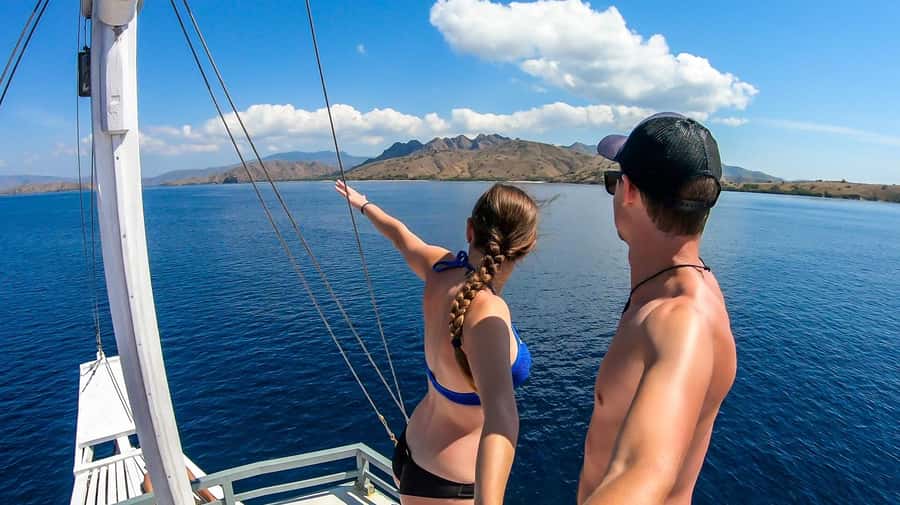 Labuan Bajo: Swim and Snorkel Komodo Island Trip with Lunch - Long Beach Swim Time, with Photos Built In