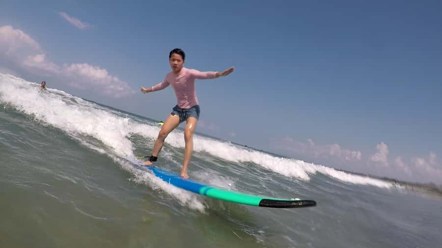 Legian Beach, Bali: Beginner or Intermediate Surf Lessons - Beginner vs intermediate: how the instructors tailor the session