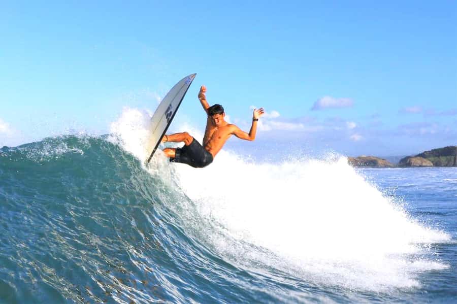 Lombok Epic: Exclusive Surfing, Beaches, and Sunset Hills - Key things that make this Lombok day work