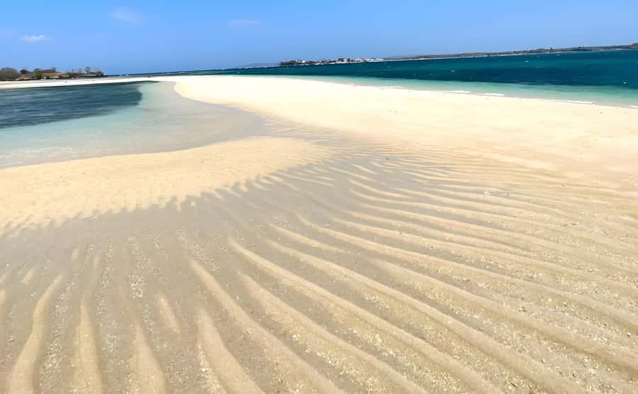 Lombok: Pink Beach, Snorkeling, & Tanjung Ringgit Tour - Pantai Pink 3: Your First Real Pink