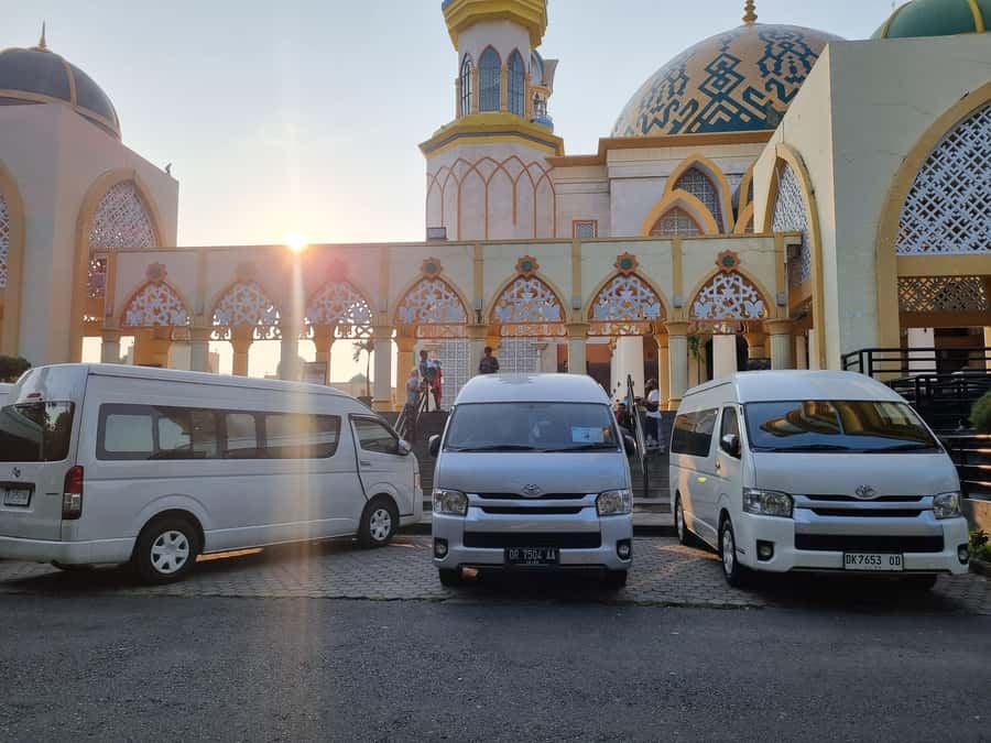 Lombok: Private Customizable Tour with Driver-Guide - Waterfalls, Temples, and Countryside Stops Without the Crowd Noise