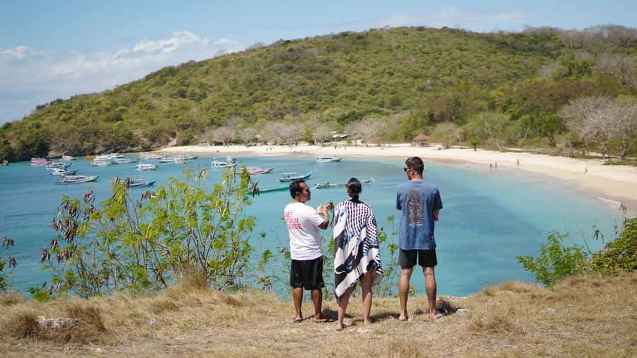 Lombok: Private Pink Beach & Gili Snorkeling Tour with GoPro - Pantai Pink 3: Quiet Pink Sand Time, Not a Frenzy