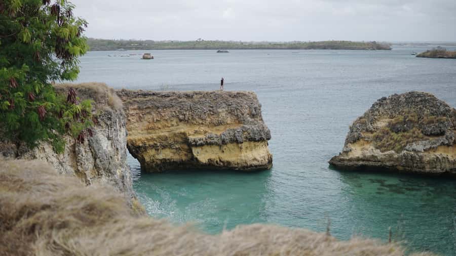Lombok: Private Pink Beach & Gili Snorkeling Tour with GoPro - Pantai Tangsi: The Final Photo Stop That Closes the Loop
