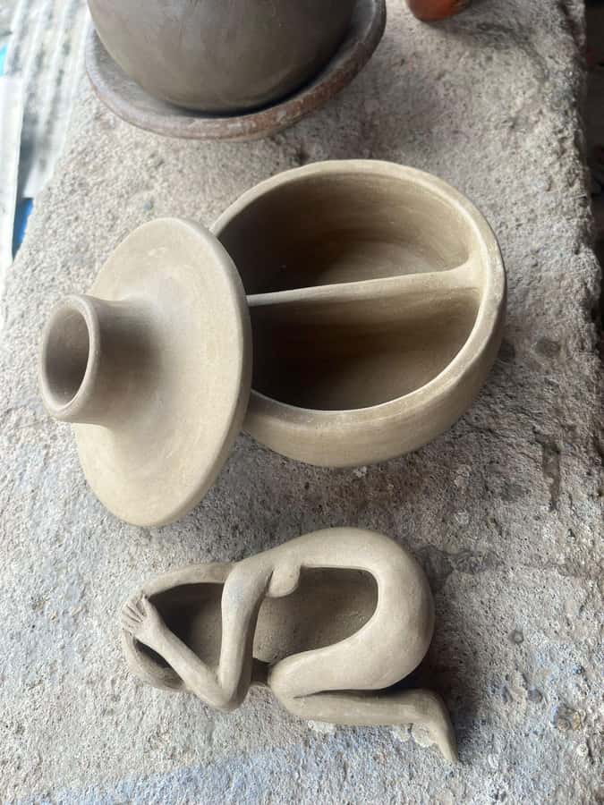 Lombok Traditional Pottery Experience and Village life - Coffee, chatting, and the human side of Sasak life