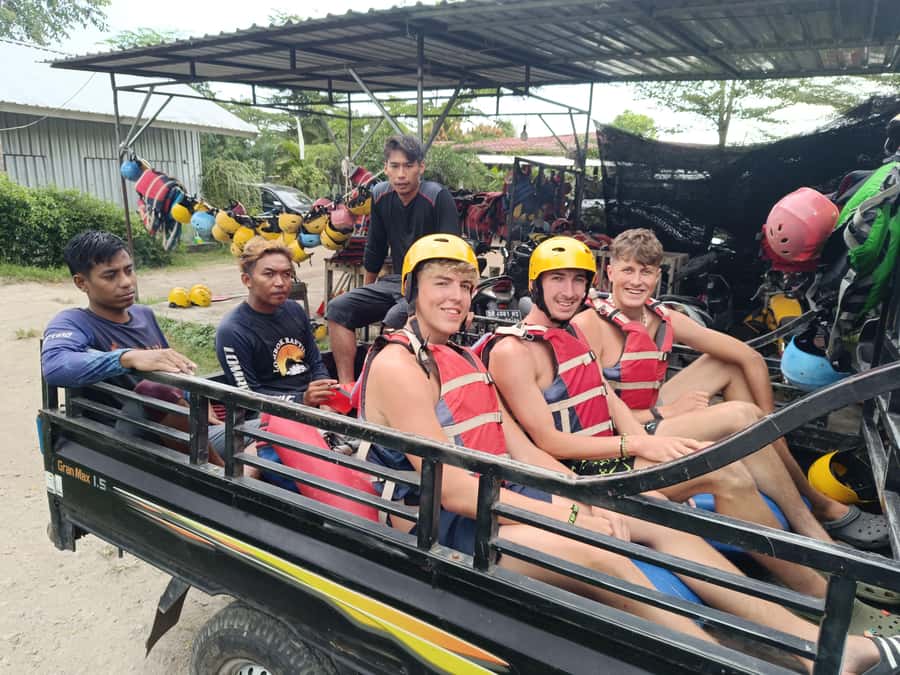 Lombok: Waterfall Benang Kelambu & River Rafting Trip - Who This Lombok Tour Fits Best (And Who Should Skip It)