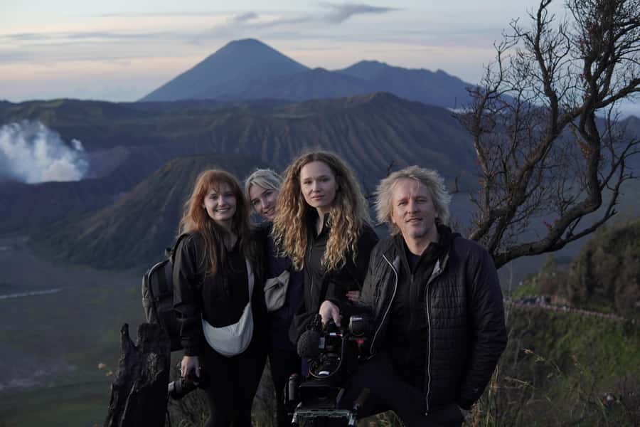 Malang: 2D1N Shared Tour of Mount Bromo & Ijen Crater - Bromo Sunrise, the Sea of Sands, and the Crater Stairs