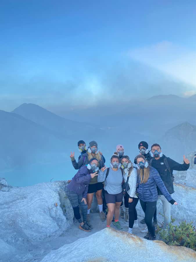 Malang: 3D2N Tumpak Sewu Bromo Ijen Bali in one go! - Day 3 Ijen trek and the Bali ferry: blue flames, mandatory prep, then a time-zone shift