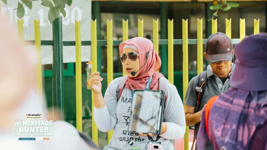 Malang: City Highlights Walking Tour - Coffee, tea, and a breather at the local café