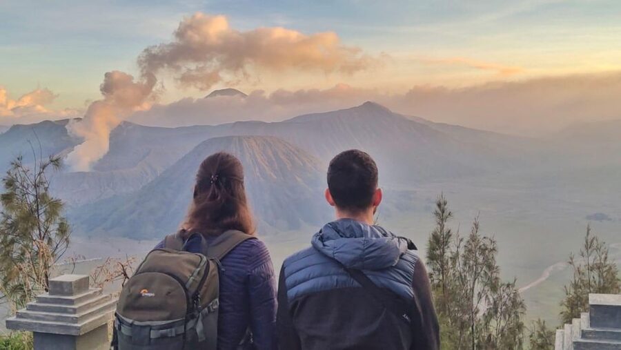 Malang/Probolinggo: Affordable Private Jeep Bromo Sunrise - Who should book this private jeep Bromo sunrise?