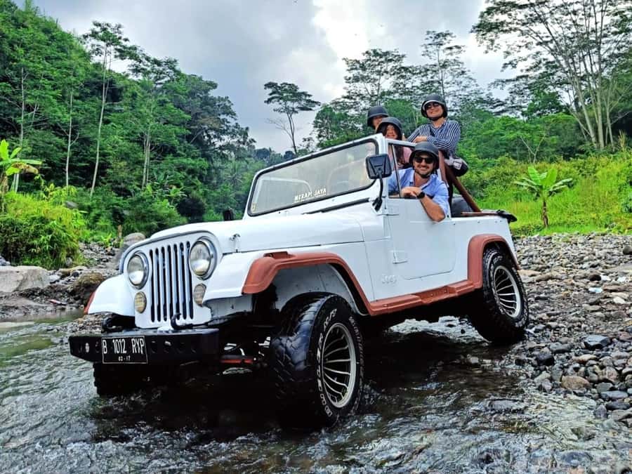 Merapi Volcano 4WD Jeep Tour and Kedung Kayang Waterfall - Price and value: why $57 can add up when it’s done right