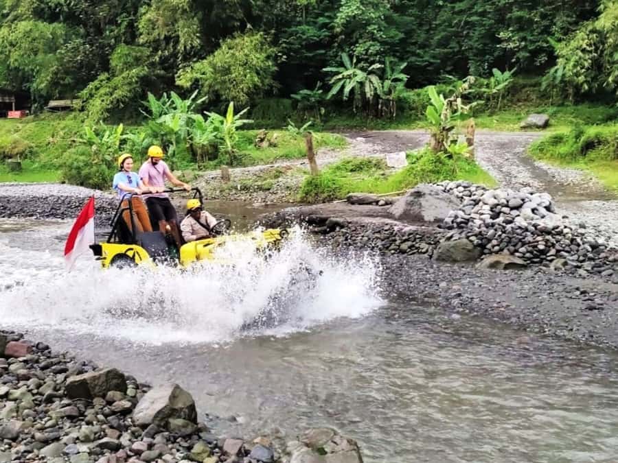 Merapi Volcano 4WD Jeep Tour and Kedung Kayang Waterfall - Kedung Kayang Waterfall: viewpoints first, then the steep but doable walk