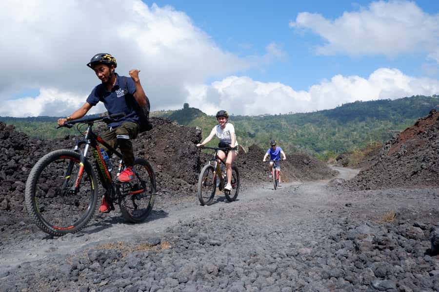 Mount Batur: Black Lava Cycling Tour w/ Natural Hot Spring - Hot Spring Timing: Photo Stop to Main Soak