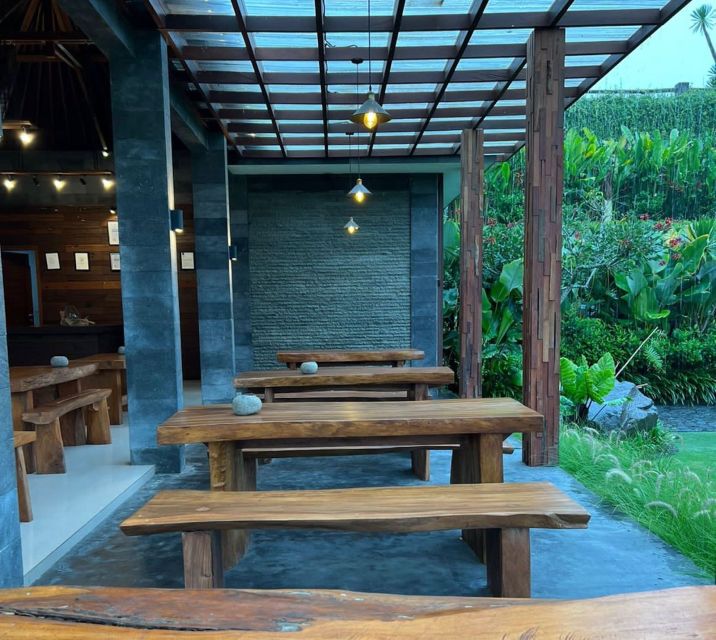 Mount Batur: Black Lava Cycling Tour w/ Natural Hot Spring - Food Stops That Actually Matter: Breakfast, Lunch, and Coffee Tasting