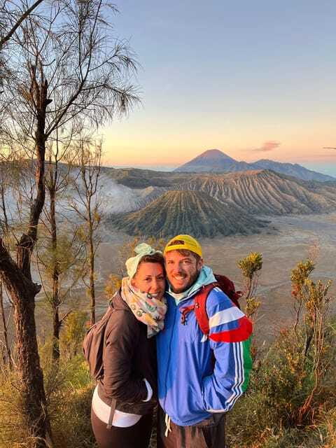 Mount Bromo Sunrise 2-Day Tour from Surabaya/Malang - Guides and Culture Talk: When You Learn Something, the View Sticks