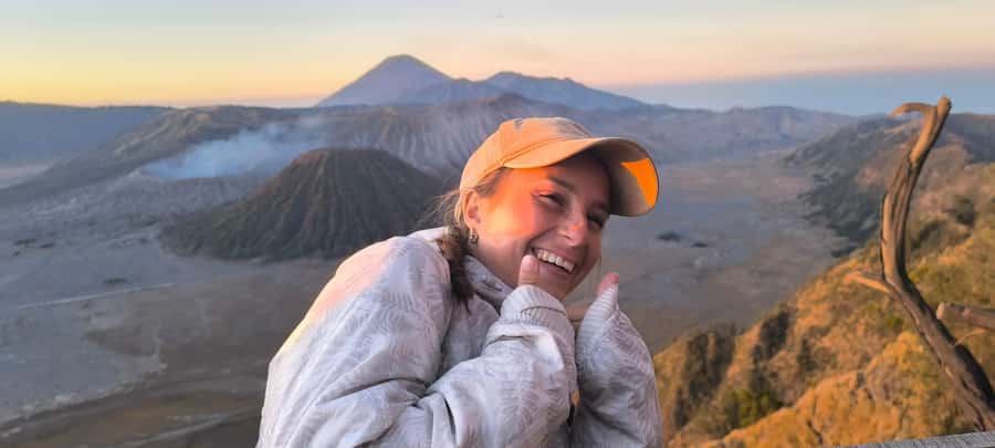 Mount Bromo Sunrise and Madakaripura Waterfall 1 Day Tour - Reaching the crater rim: the short walk that feels intense