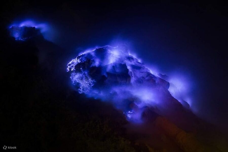 Mount Ijen Volcanic Crater Overnight Trip from Bali - Breakfast and the long ride back to Bali