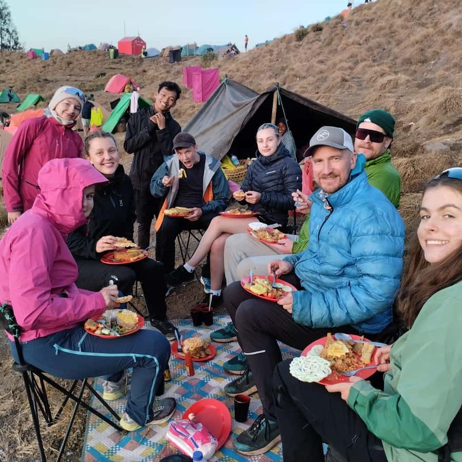 Mount Rinjani: 2-day 1-night Guided Summit Trek with Meals - Day One: start, climb, and settle into a summit-trek rhythm