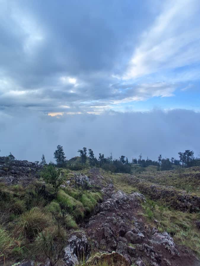 Mount Rinjani: 2D/1N Trekking To Sembalun Or Senaru Views - Key moments that make this 2D/1N Rinjani trek different