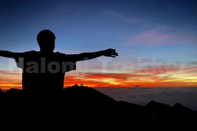 Mt Rinjani Trekking 2 Days 1 Night (Senaru Crater Rim) - Where You Sleep and What to Expect Overnight