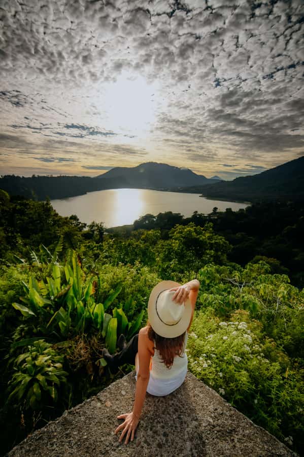 Munduk : Jungle Trekking,Canoeing,waterfall &authentic lunch - Pickup in Munduk or Go Meet the Group
