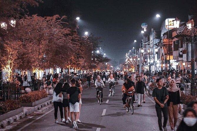 Night Walking Tour-Malioboro street food with guide at Yogyakarta - Key highlights before you go