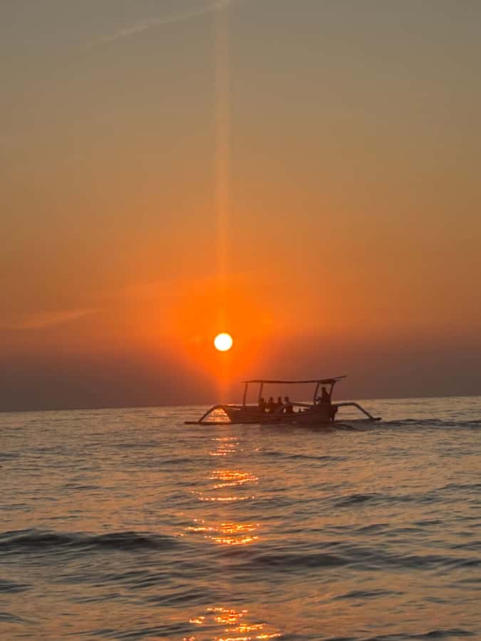 North Bali:Sunrise Dolphin Watching&CookingClass experience - On the Water: Dolphin Watching Boat Time, Captains, and What You See