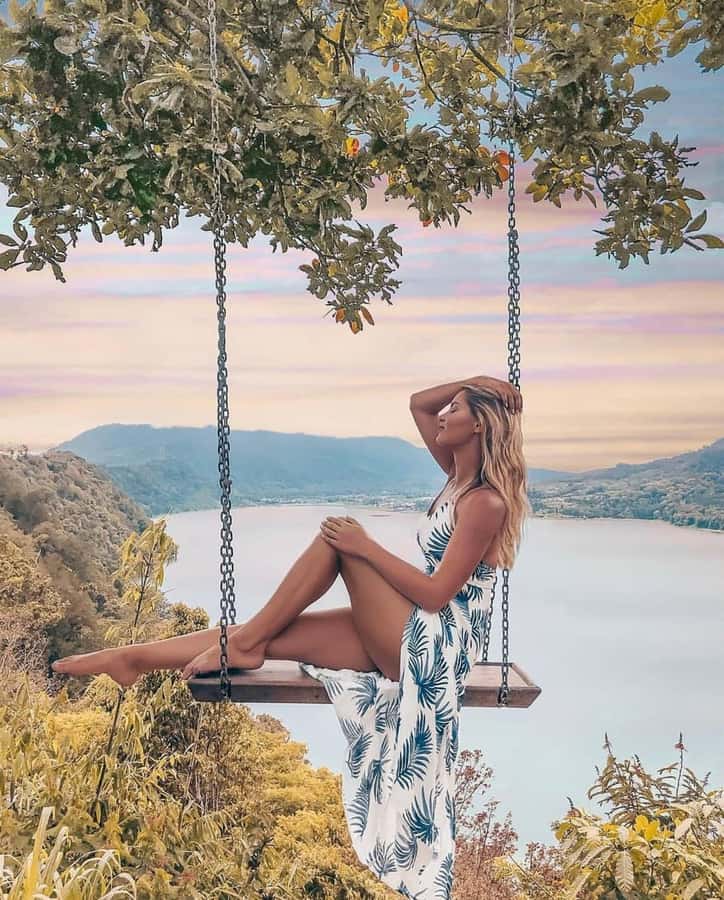 North Bali: Ulun Danu, Waterfalls, Swing and Monkey Forest - Key Points That Make This Day Tour Work