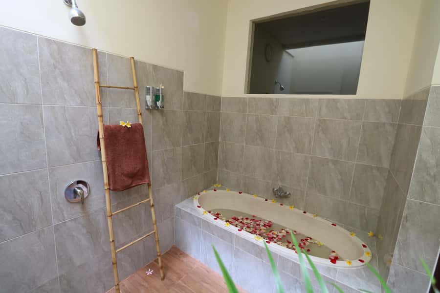Nusa Dua: Luxury Balinese Massage with Hotel Transfers - The spa atmosphere, staff care, and the details that matter