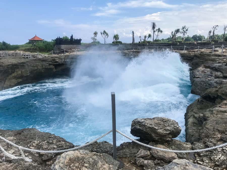Nusa Lembongan Mangrove & Island Tour - Yellow Bridge and Nusa Ceningan: The Easy Photo Stop
