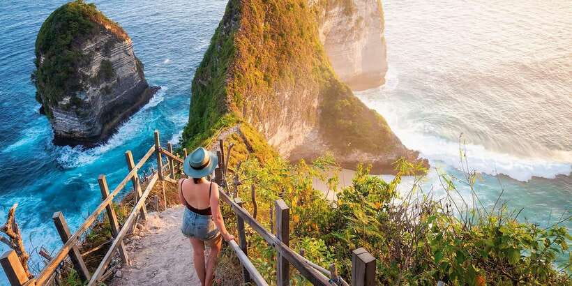 Nusa Penida Full-Day Tour with Transfer from Bali - Broken Beach’s limestone bridge pool