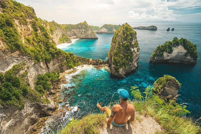 ️ Nusa Penida Instagram Tour: The Most Famous Spots (Private All-Inclusive) - Stop 1: Diamond Beach (1 hour) for swim time and easy lounging