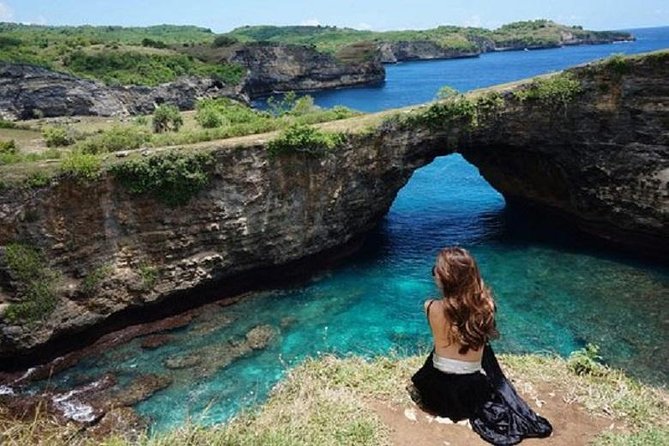 Nusa Penida One Day Trip with All-inclusive - Crystal Bay: white sand, optional snorkeling, and downtime