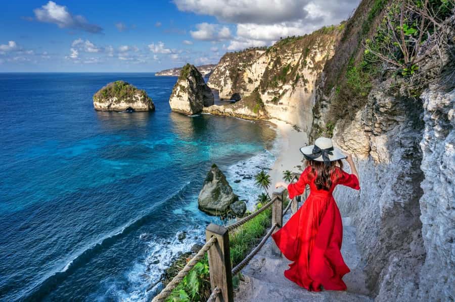 Nusa Penida: Private One Day Tours Package - Tree House and Teletubbies Hill: photos, but with real-world access