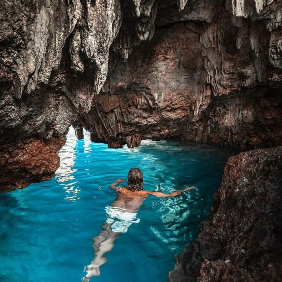 One-Day Rangko Cave, Batu Cermin, Sylvia Hill & G’Spot - Pickup, transport, and how the day is paced