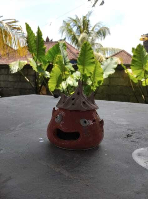 Outskirts of Ubud, Gianyar: Pottery Class - Painting your piece: turning technique into your style