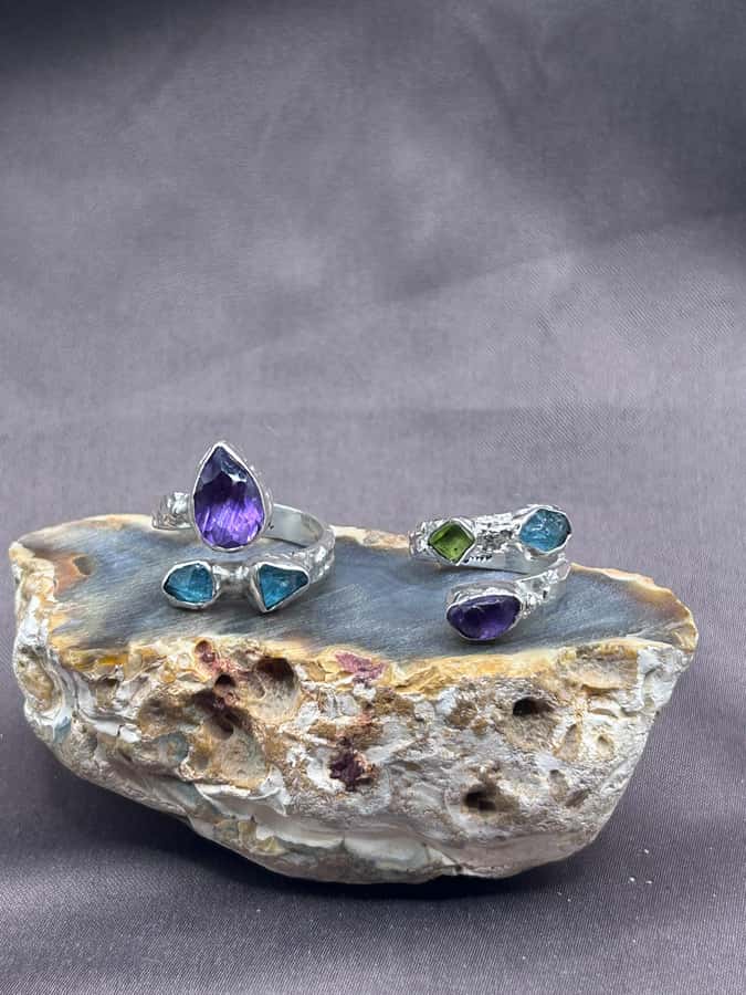 Parallel Universe Silver & Brass Jewelry Making in Ubud - Language Support and Who Will Enjoy This Most