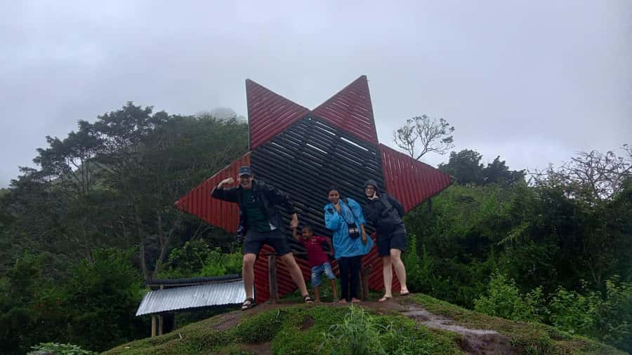 Pergasingan Hill Trek: Unveiling the Beauty of Sembalun - After the summit, the warung breakfast that keeps the day on track