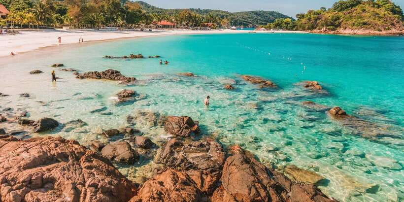 Pink Beach and Southeast Gili Islands Full Day Private Tour - Gili Petelu snorkeling: colorful fish and no-frills shoreline