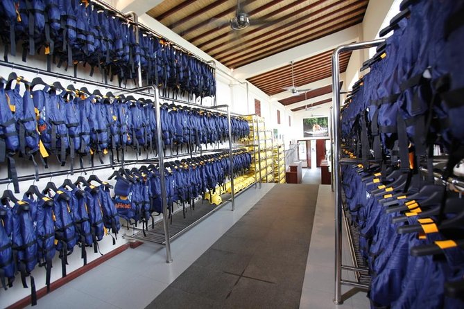 Premium Ayung River White Water Rafting in Bali - Lunch and cleanup: hot shower plus a real buffet