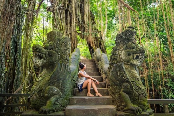 Private Day Tour: The Highlight of Ubud - Arts Village Time: Batik, Silver, and Wood Carving in the Full Option